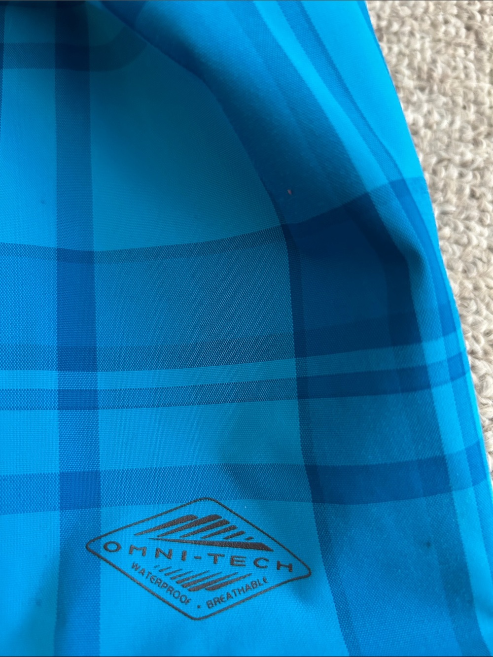 Columbia Interchange Blue Plaid Women's Hybrid Jacket with Zip Pockets - Picture 3 of 9